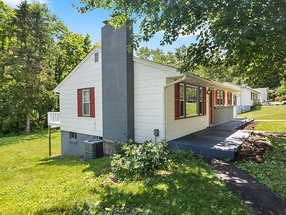 5th image of 331 Hulldale Ave