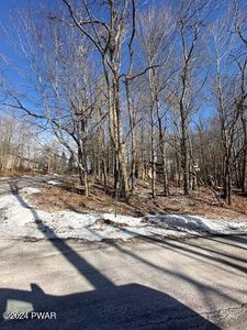 996 Brentwood Dr, Lake Ariel, PA, 18436