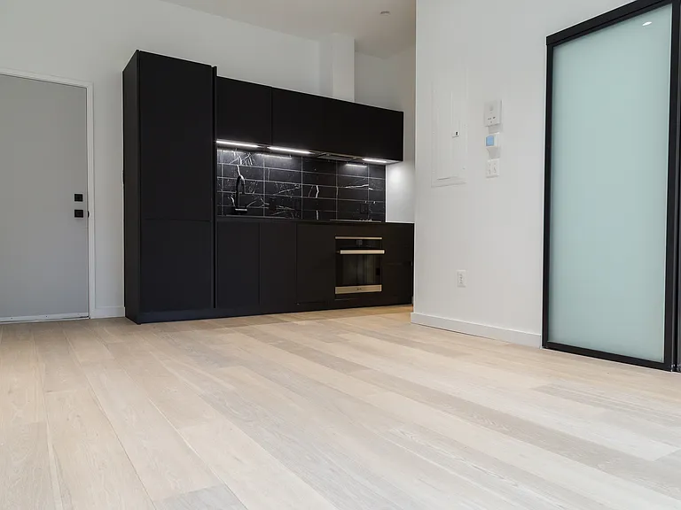 1443 Euclid St NW — Photo 33