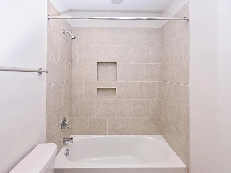 7826 Kenora Way — Photo 32