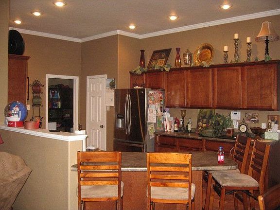 4th image of 8219 Quincy Ave