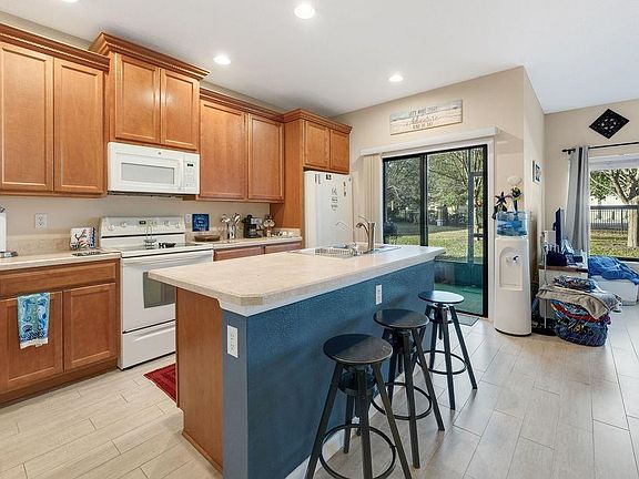 5th image of 79 Hannah Cole Dr