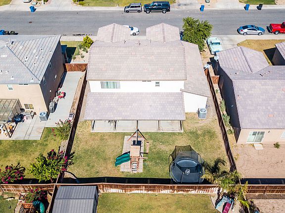 3rd image of 257 W Puerto Escondido Dr