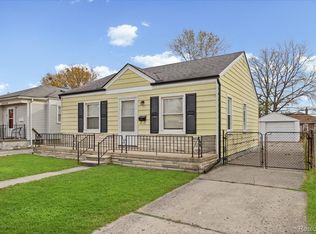 24552 Tuscany Ave, Eastpointe, MI