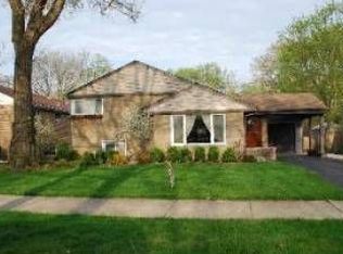 9308 Forestview Rd, Evanston, IL 60203