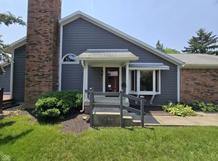 8055 Foxchase Dr, Indianapolis, IN 46256