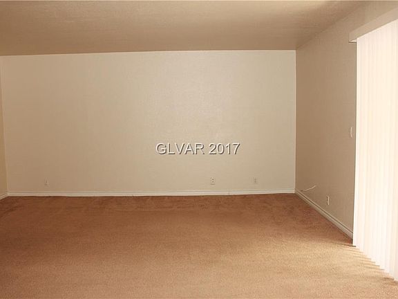 5th image of 4360 Sandy River Dr Unit 32