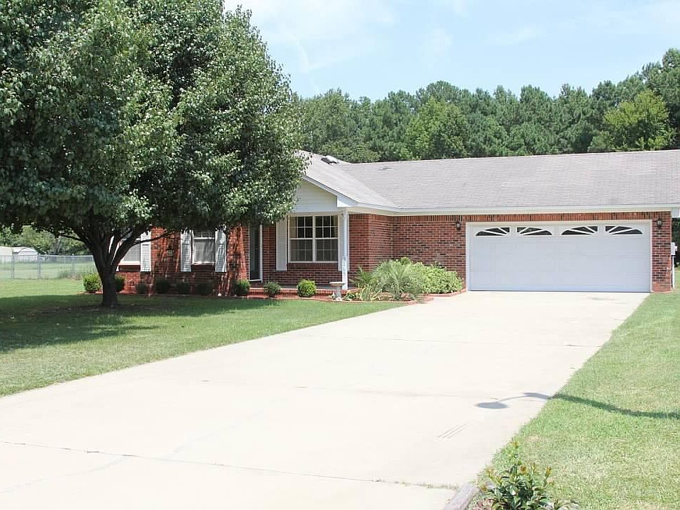Front of 3265 Lee Altman Rd. Note - this picture was taken p