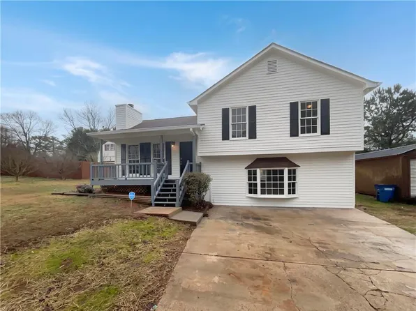 99 Wendy Way, Douglasville, GA 30134