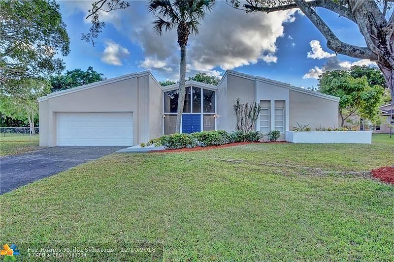 1st image of 10780 NW 24th St