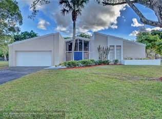 10780 NW 24th St, Coral Springs, FL 33065