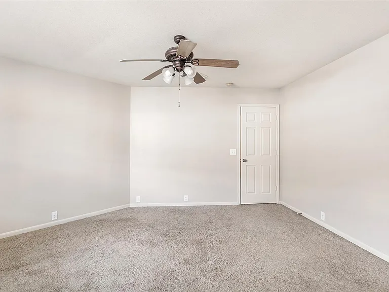 2822 Foster Hill Dr — Photo 17