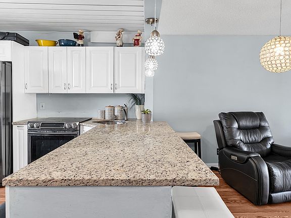 3rd image of 3776 Inverrary Boulevard #308R