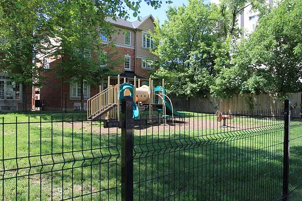 2255 Weston Rd — Photo 17