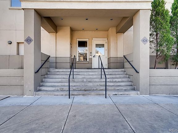 3rd image of 424 E 1st Ave APT 3A