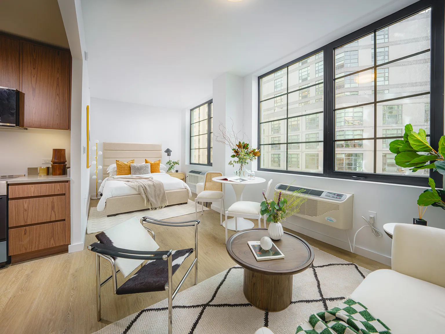 40 Bruckner Boulevard — Photo 1