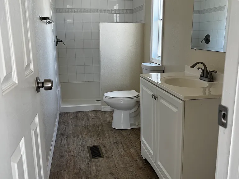 652 Lake Placid Pl — Photo 6