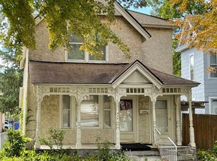 918 Beech St, Saint Paul, MN 55106
