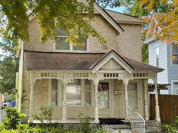 918 Beech St, Saint Paul, MN 55106