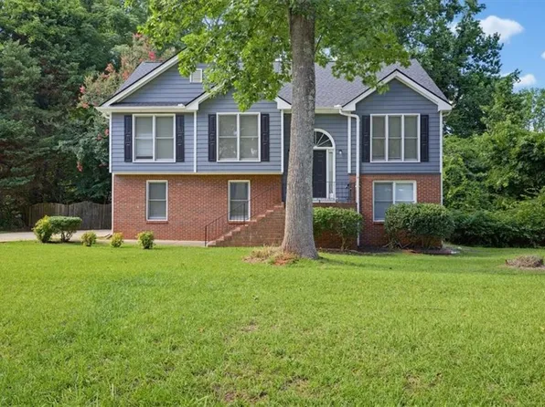 10 Fairhaven Ct, Covington, GA 30016