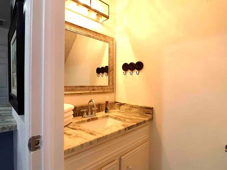 13828 Hollowgreen Dr #201 — Photo 12