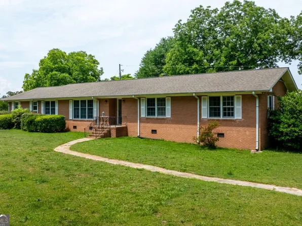570 Wildcat Bridge Rd, Royston, GA 30662