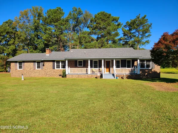 351 E Magnolia Lisbon Road, Rose Hill, NC 28458