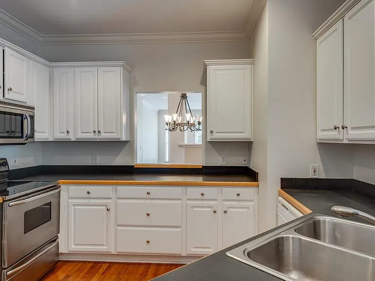 3331 Acklen Ave — Photo 12