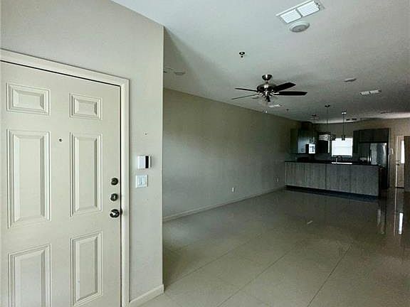 2nd image of 418 Newport Ave #2