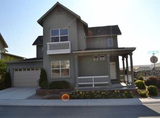 1050 Floral Ridge Way, Sparks, NV 89436