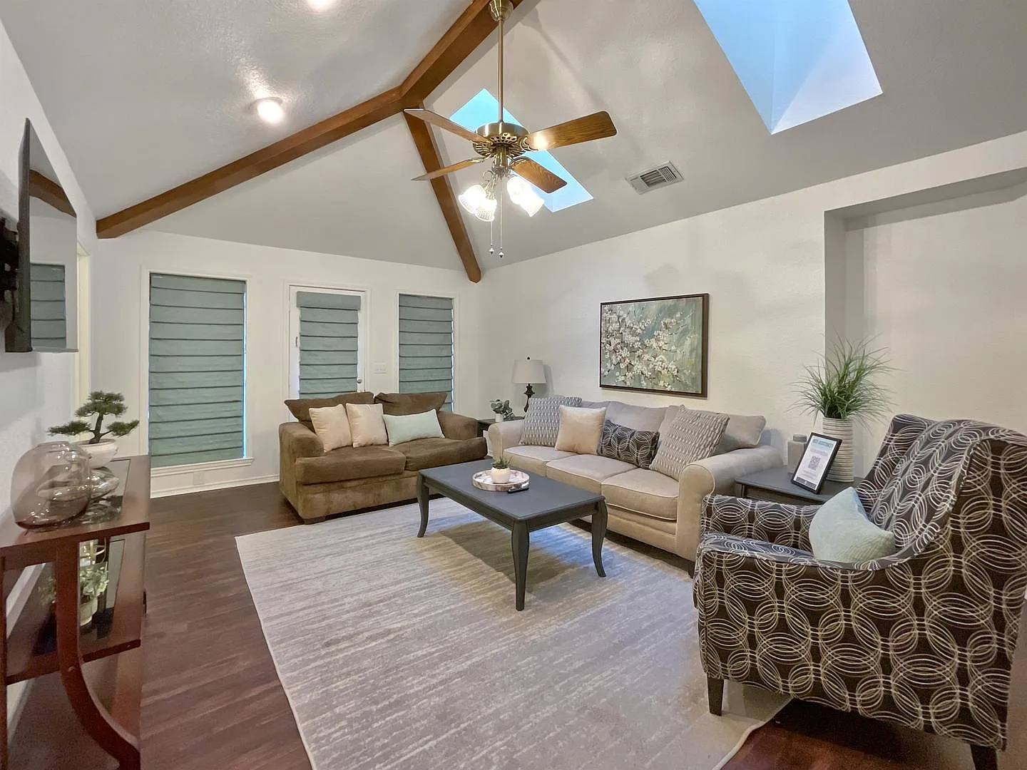 Affordable Arlington Living! Charming home by Rush Creek Below market pricing — Photo 1