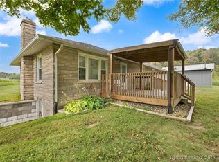 9333 N Haleysburg Rd, Vallonia, IN 47281