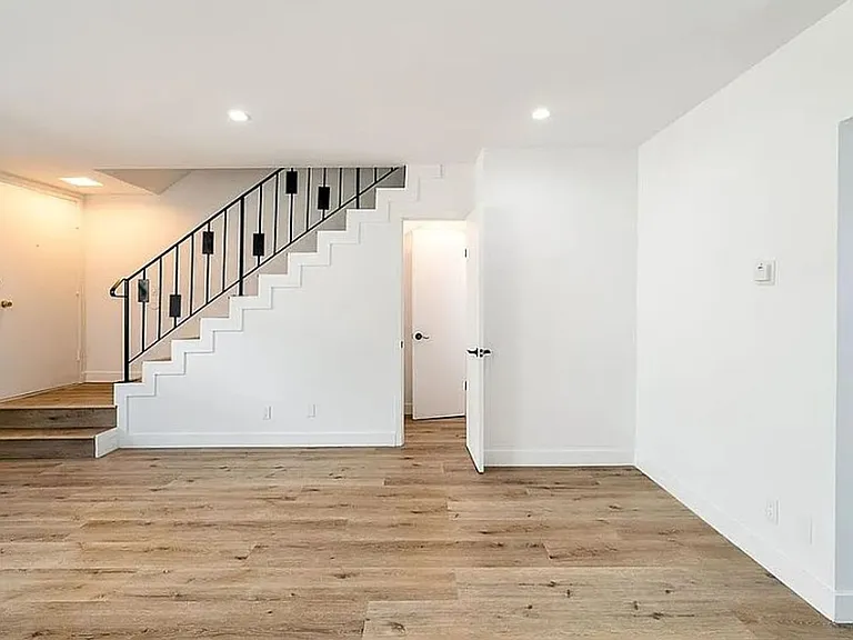 14640 Halldale Ave — Photo 7
