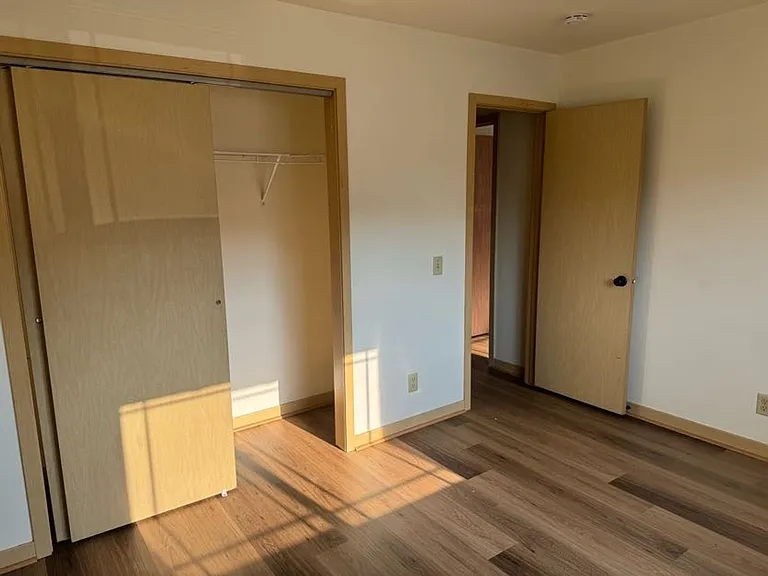 1718 Onsgard Rd — Photo 17
