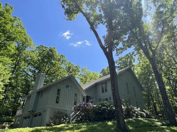 10730 Skyline Dr, Corning, NY 14830