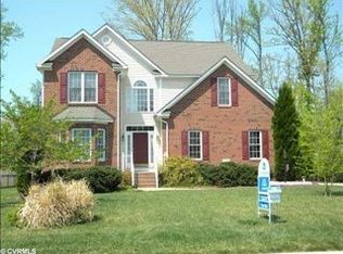 8100 Hampton Meadows Ln, Chesterfield, VA 23832