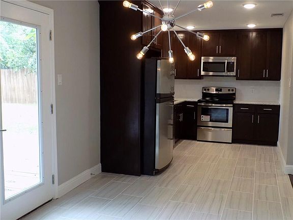 5th image of 2533 Klondike Dr