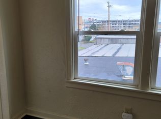 712 Park Ave APT 2, Bremerton, WA 98337