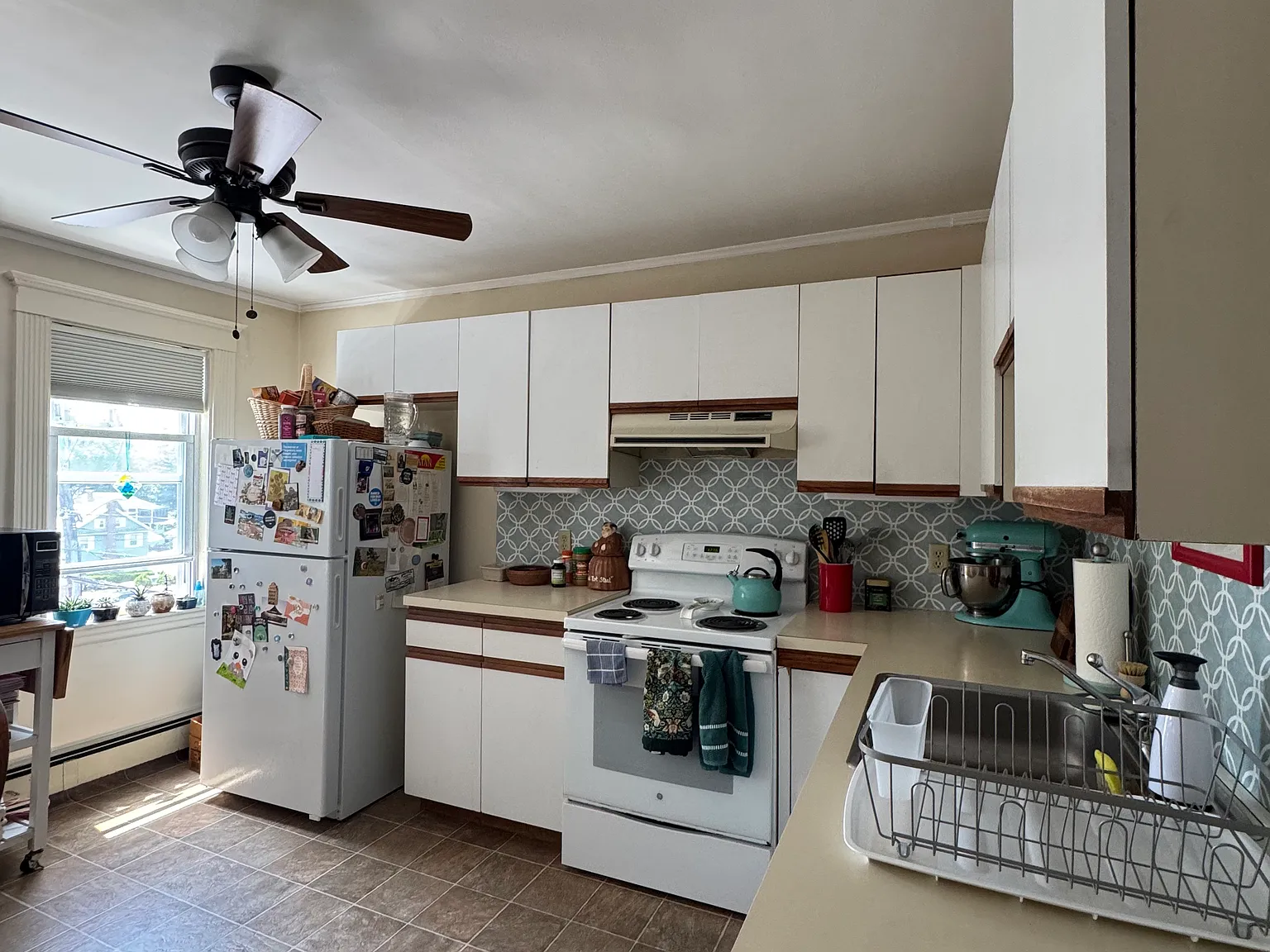 1 bed, $2,400 — Photo 3
