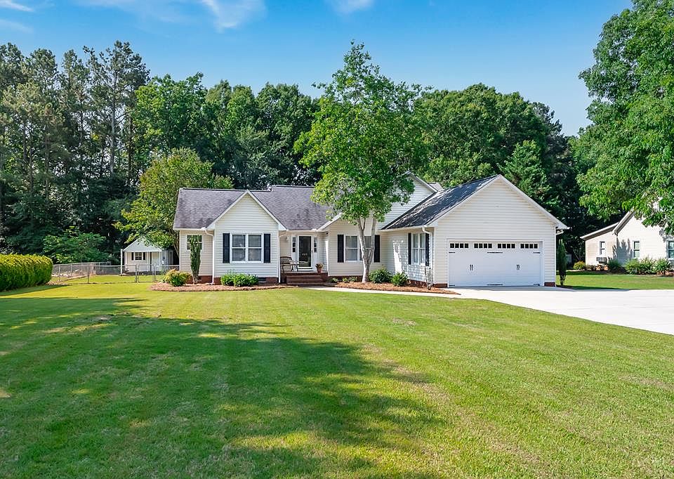 205 Heathwood Dr, Greenwood, SC 29649 Zillow
