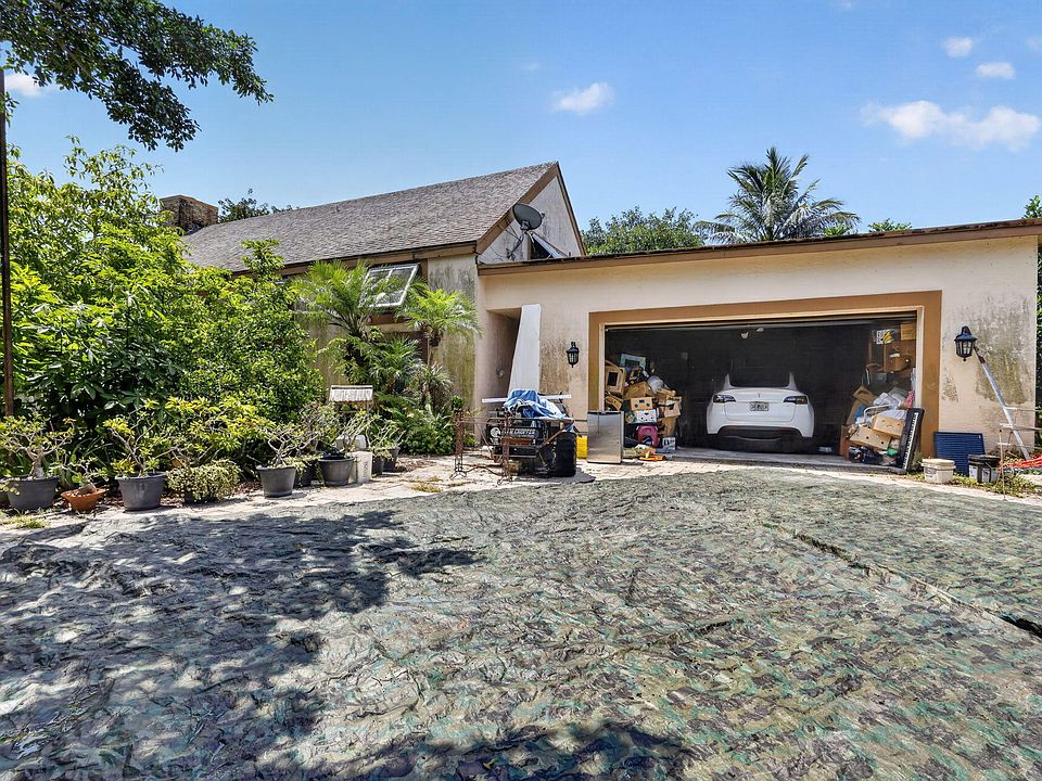 1st image of 6022 Western Way
