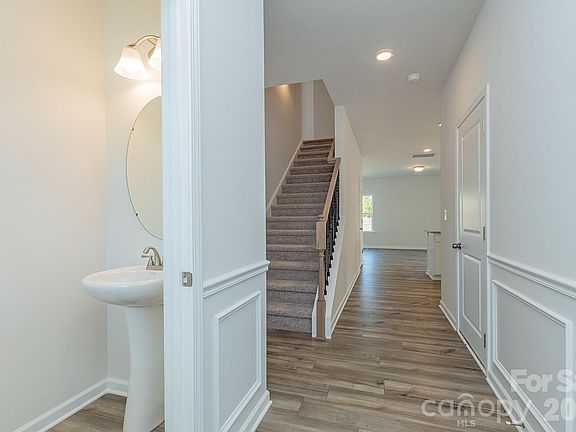 3rd image of 1645 Troon Dr