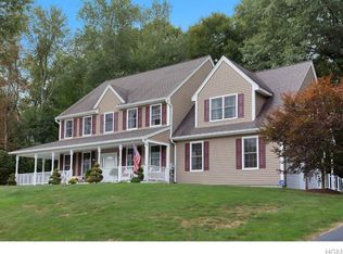 3837 Cranberry Ln, Shrub Oak, NY 10588