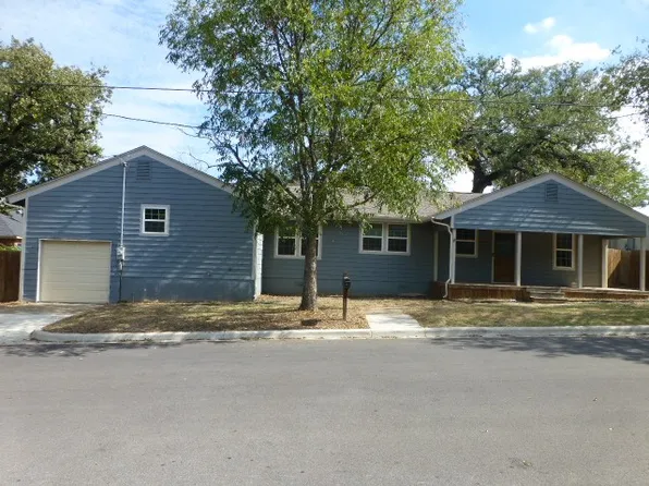 314 N Dubellette St, Weatherford, TX 76086