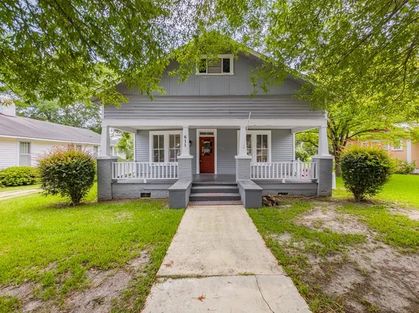 611 Park Ave N, Tifton, GA 31794