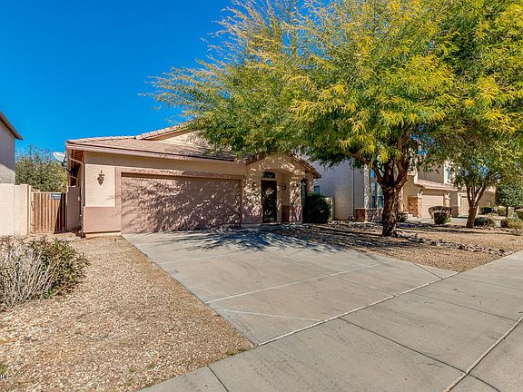 2nd image of 688 W Vineyard Plains Dr