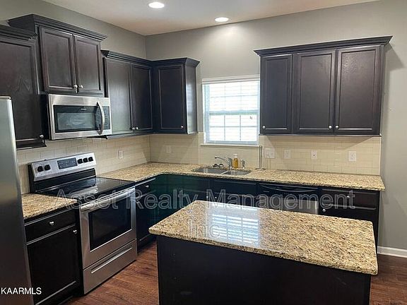 4th image of 5416 Laurel Creek Way