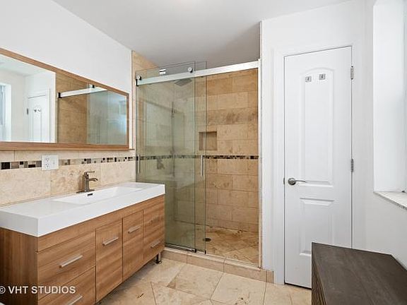 5th image of 6337 N Magnolia Ave #1N