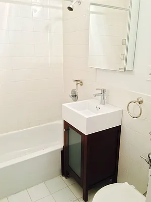 Rented by Amazing Homes and Properties Inc | media 1