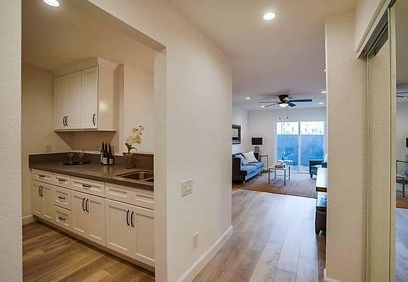 5th image of 1722 N Avalon Blvd